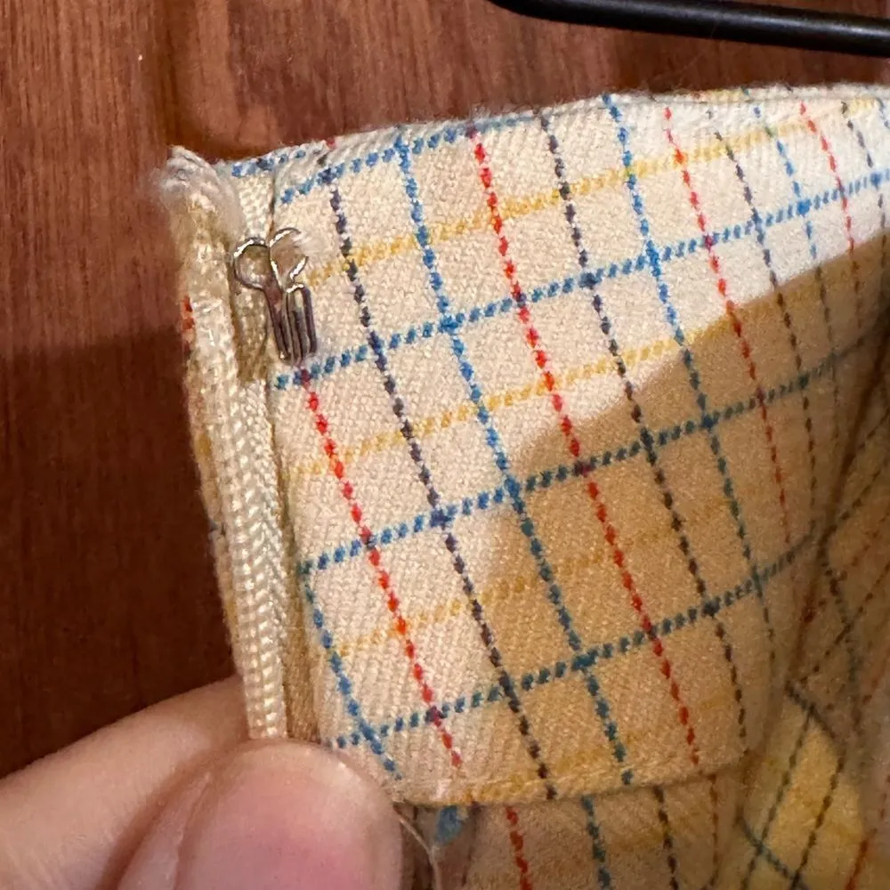 Urban Outfitters yellow Plaid Mini Skirt size M - Image 5