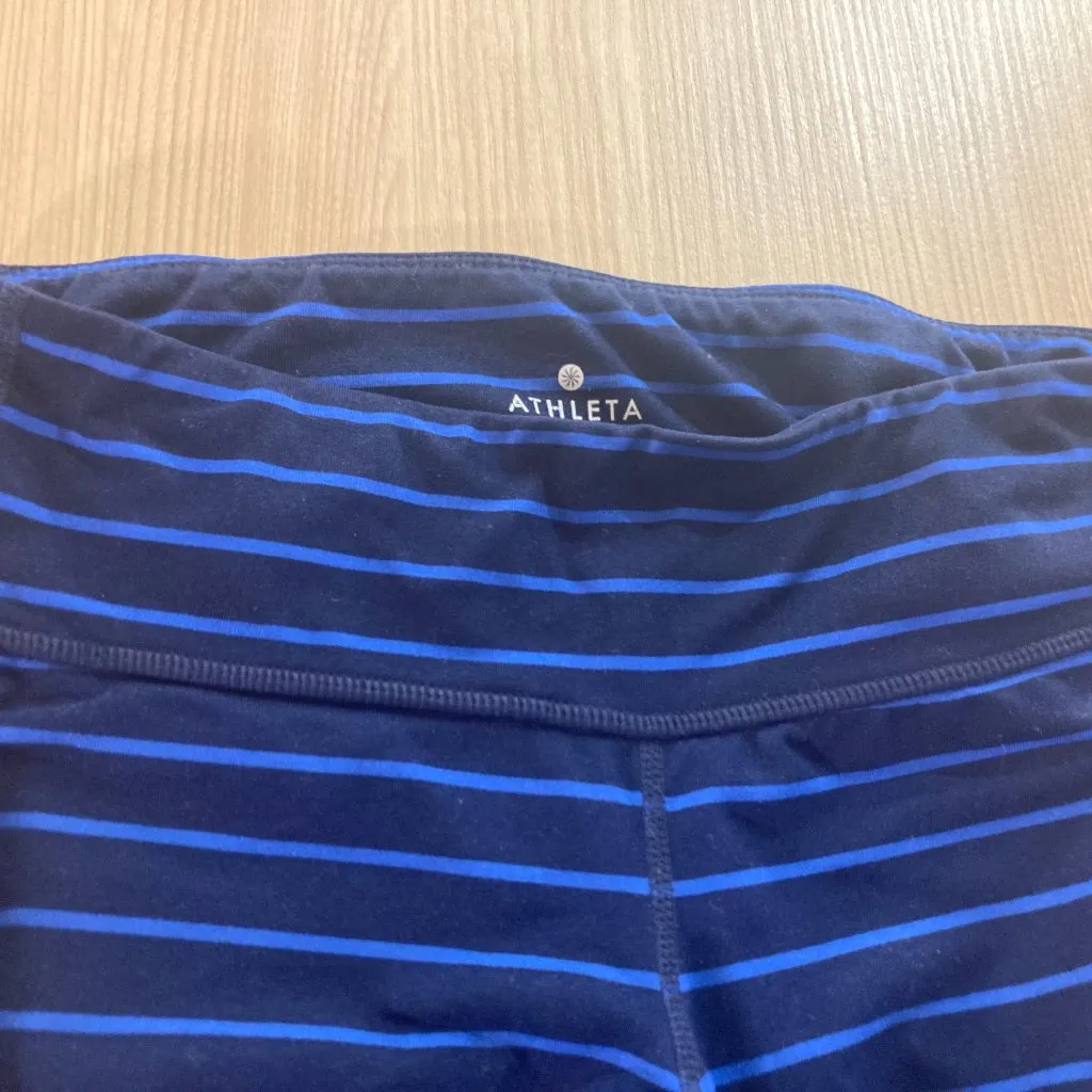 Athleta Chaturanga Coolmax Blue Navy Admiral Stripe Legging 138414 Small GUC - Image 2