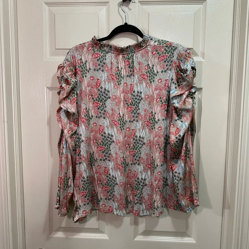 LOFT Garden Cinched Sleeve Ruffle Tie Neck Women’s XL Top Tan - Image 4