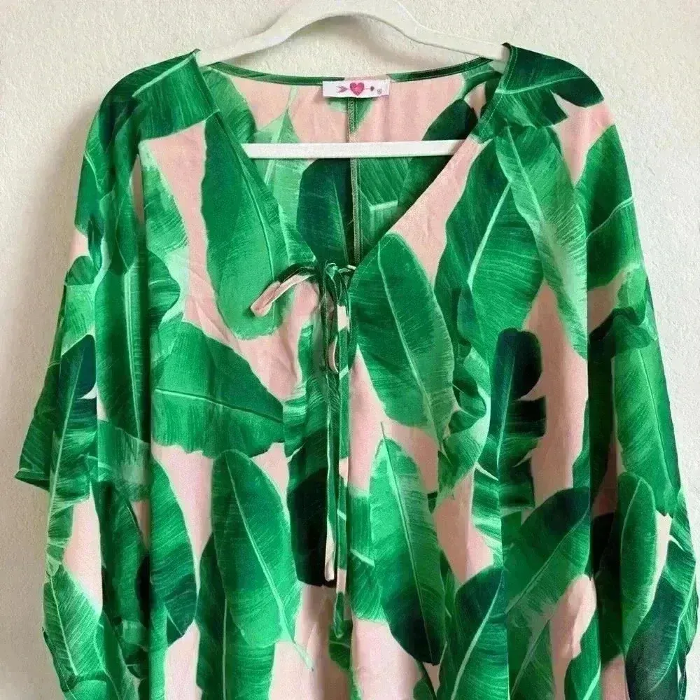 Buddy Love Women’s Kiwi Key West Boho V Neck Half Sleeve Poncho Tunic Size M/L‎ Green - Image 4