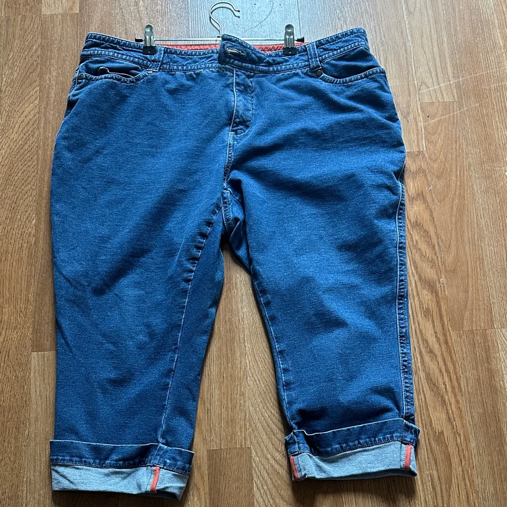 Coldwater Creek Blue Ankle Jeans - Image 5