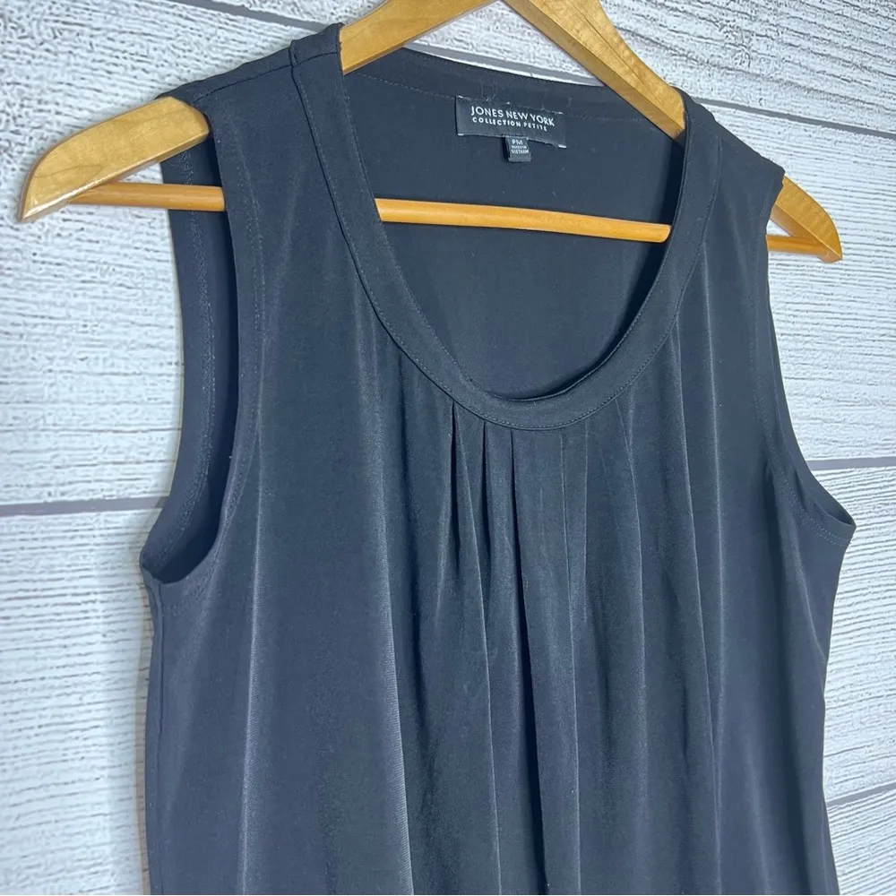 Jones New York Collection Black Sleeveless Pleated Blouse Top Size Petite Medium - Image 2