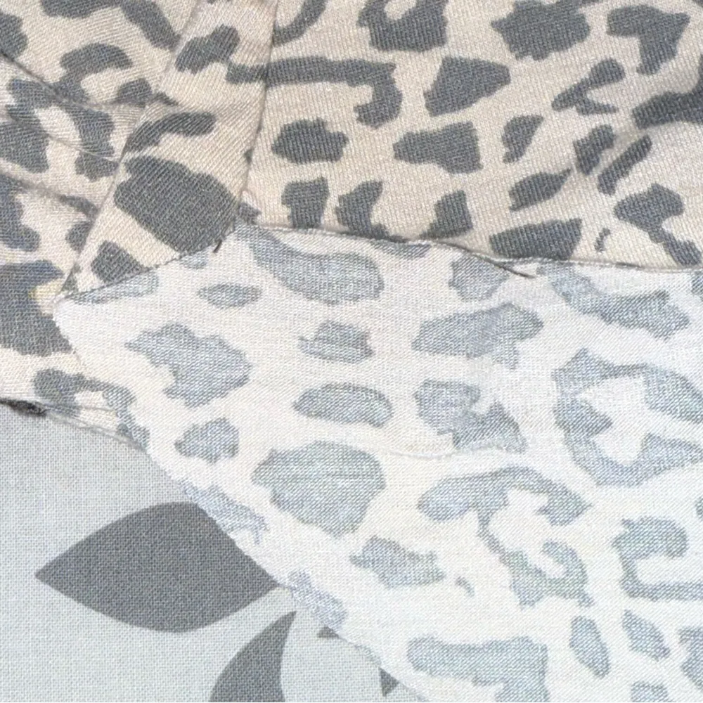 POL Leopard Print Tunic Hoodie‎ - Grey and Cream long sleeve front pocket Small - Image 10