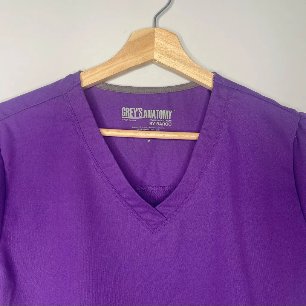 Greys Anatomy Purple Scrub Top (Medium) - Image 3