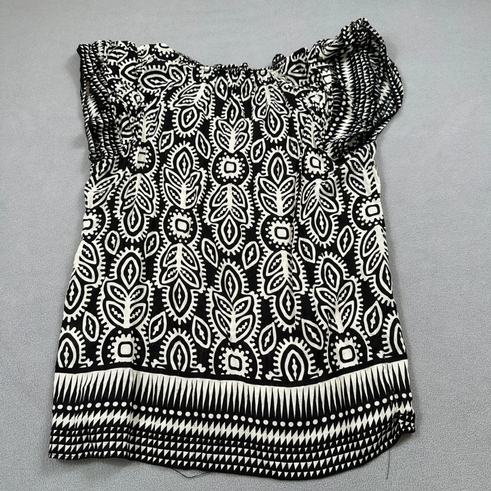 Rose Olive Blouse Top XS Black White Boho Tribal Print Tassel V Neck Rayon - Image 2