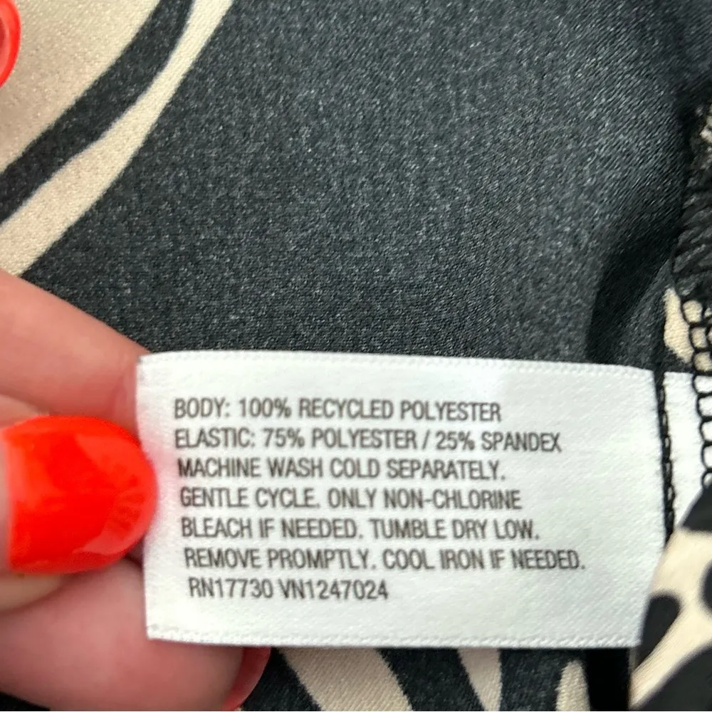 Future Collective x Alani Nichole Neck Wrap Halter Tiny Top Black Cream Size L Size L - Image 7