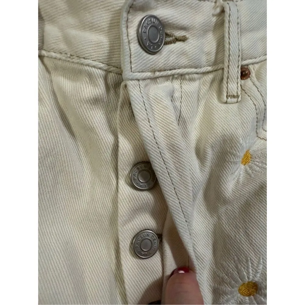 PacSun Daisy Embroidered Ultra High Waisted Vintage Denim Shorts Sz 26 - Image 12