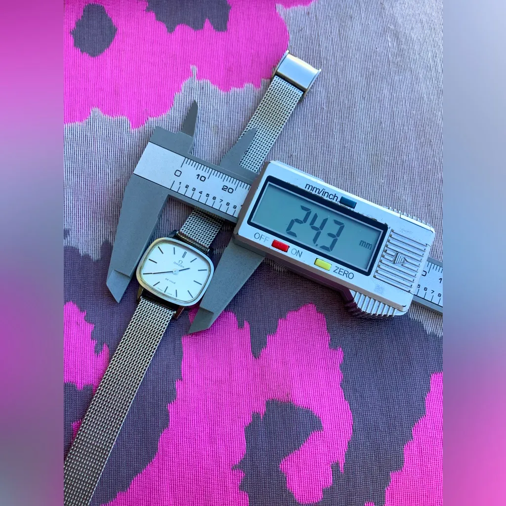 Ladies OMEGA - Image 11