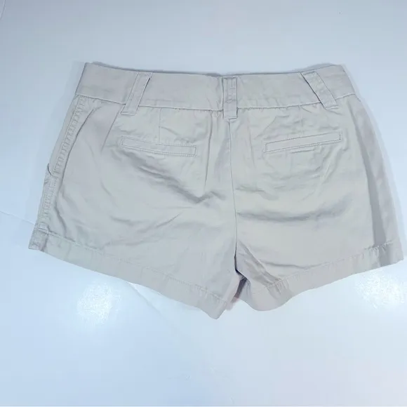 J. Crew Khaki Classic Twill Chino Shorts City‎ Fit Size 8 - Image 2
