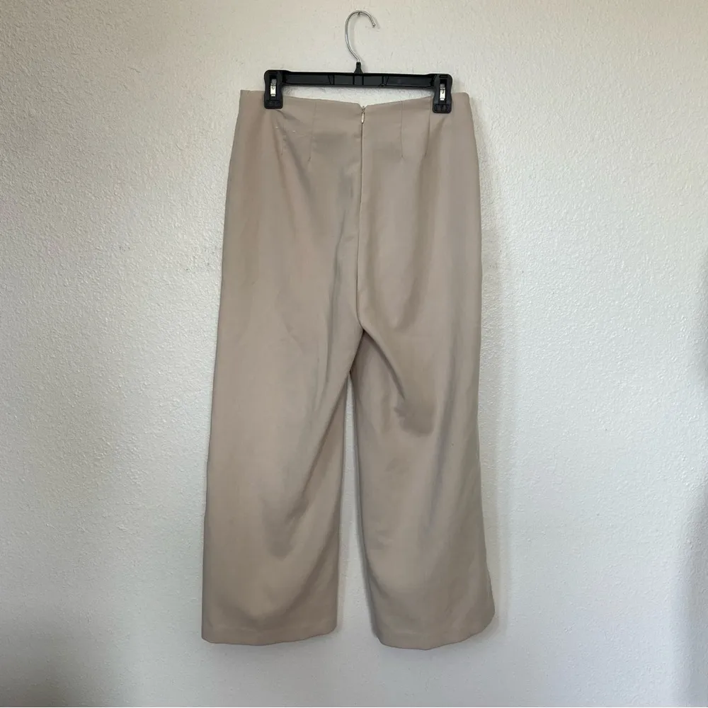 Solid Beige Cropped Wide Leg Pants - Image 4