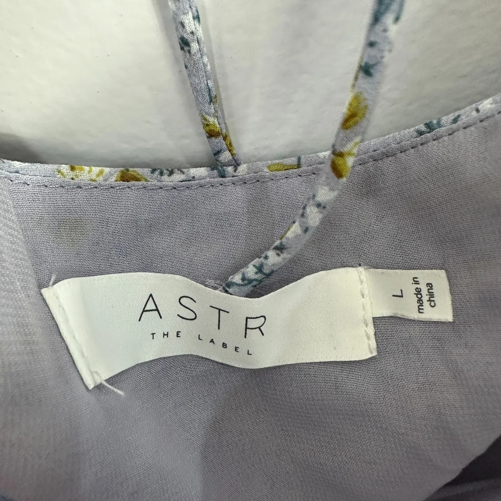 ASTR The Label Blouse L Blue Ditsy Floral Ruffle Peasant Cottagecore‎ Romantic - Image 2