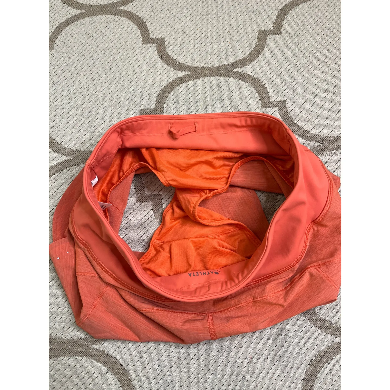 Athleta Run With It Textured 3.5” shorts, orange, size small - Image 13
