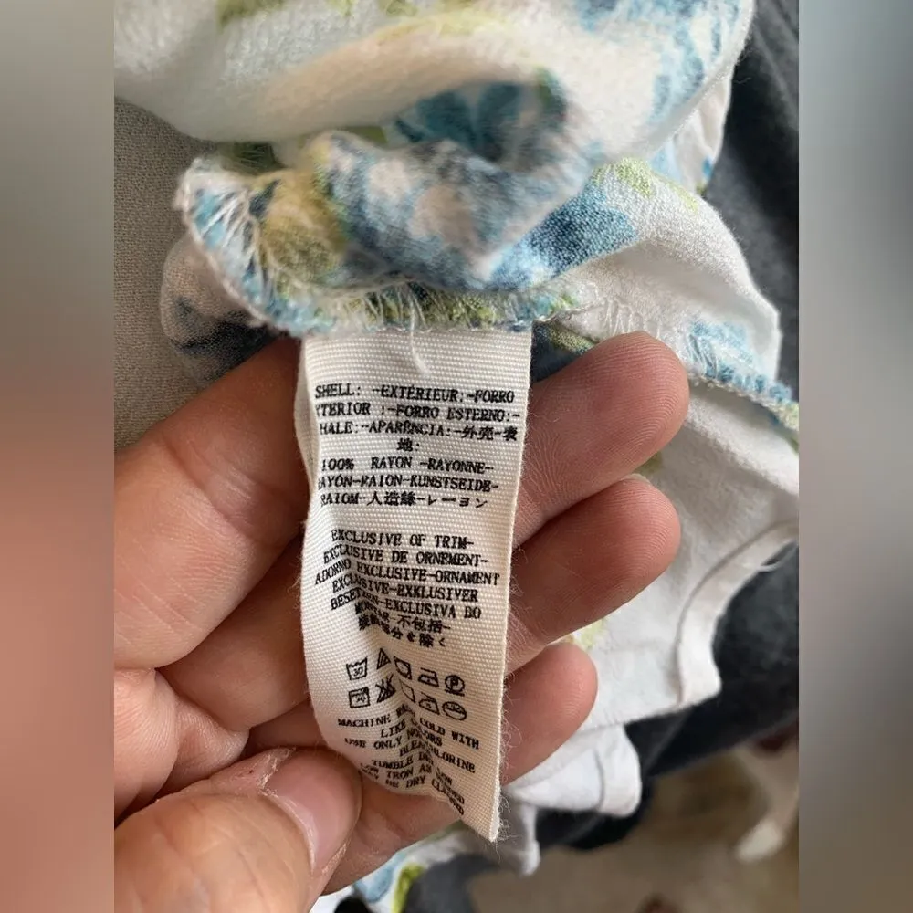 Free People Floral smocked puff sleeve top size L‎ - Image 6