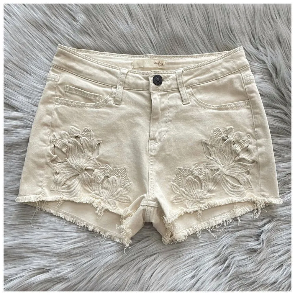 Daytrip Womens Capriscorn High Rise Cutoff Shorts Sz 26 - Image 4