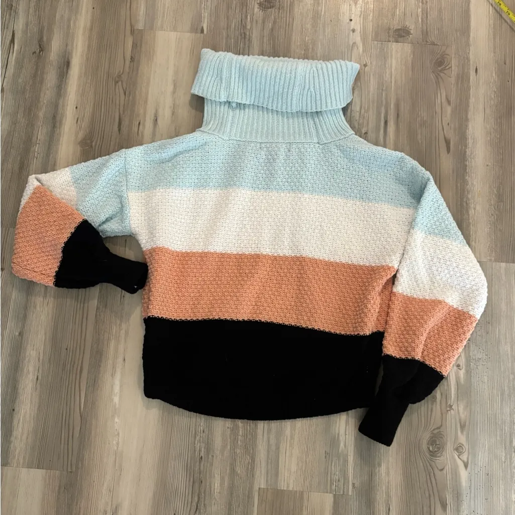 Colorblock Turtleneck Sweater Size Medium NWOT Blue - Image 2