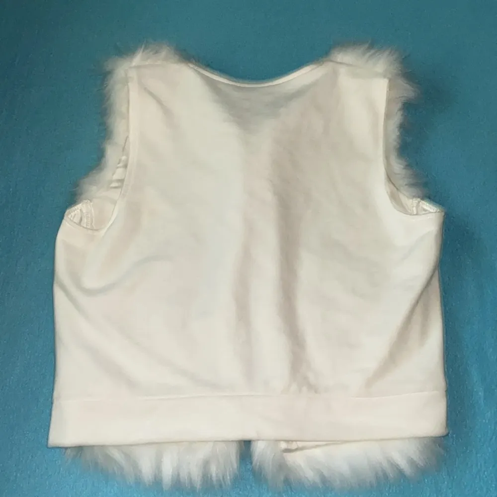 Ice Angel vest long faux fur size M - Image 3