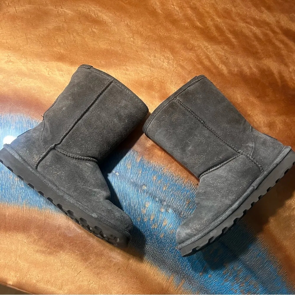 Bear Paw Elle Leather and Shearling Short Boots size 9 glittery - Image 5