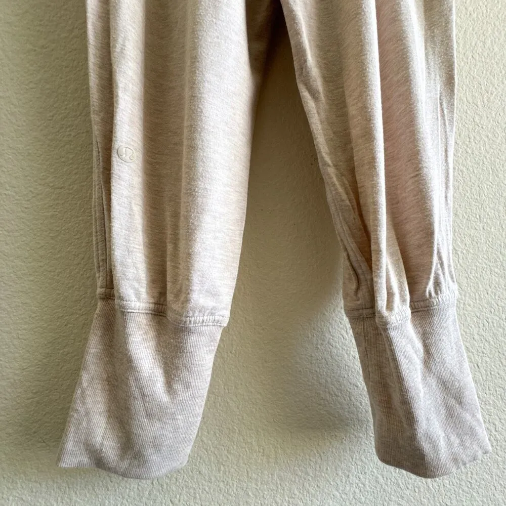 Lululemon Heathered Cashew Still Chill Jogger Pants Womens Pull On Size 2 - Image 8