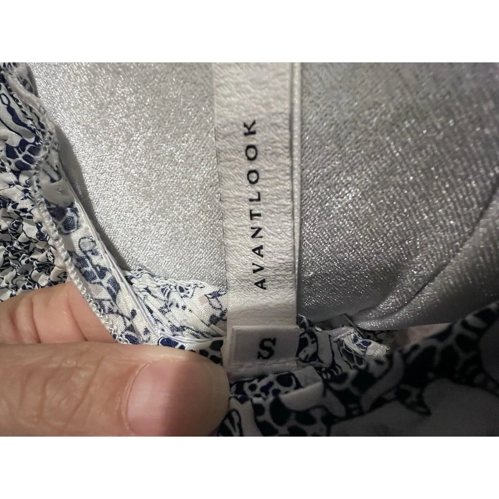 AVANTLOOK Anthropologie Floral Print Smoked Dress Midi Blue Size Small - Image 12