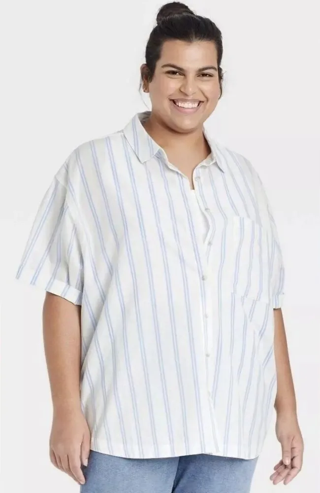 NWT Ava & Viv White & Blue Striped No-Gap Button Front Short Sleeve Top (2X) - Image 1