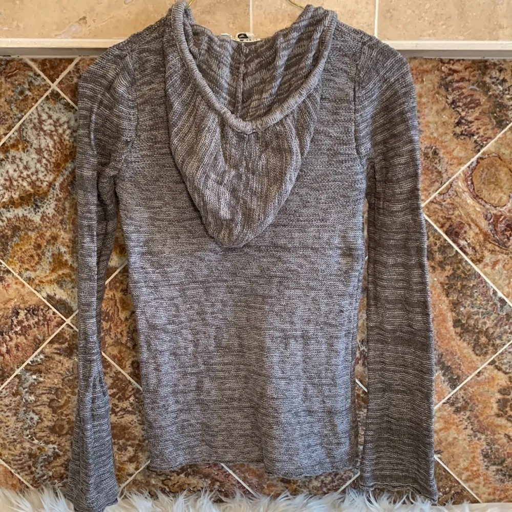 Womens ROXY XS Knit Pullover Hoodie Gray Long Sleeve - Image 2