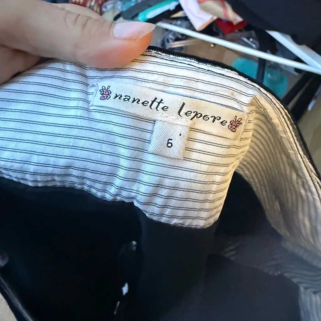 Nanette Lepore Vintage Black and White Striped Y2K Pleated Mini Skirt - Image 3