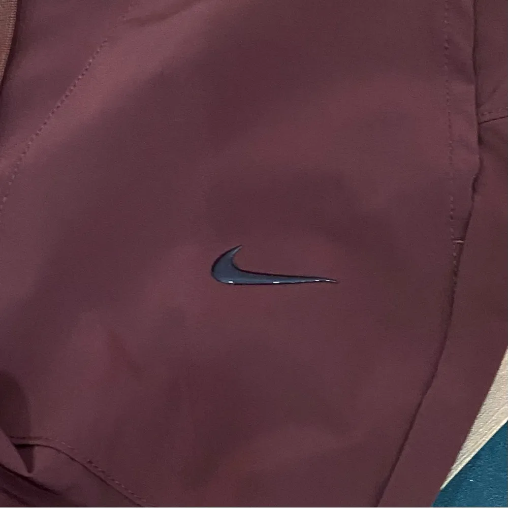 NIKE CU4603-273 Bliss Luxe 7/8 Dri-FIT Women's Training Pants Burgundy Size L - Image 12