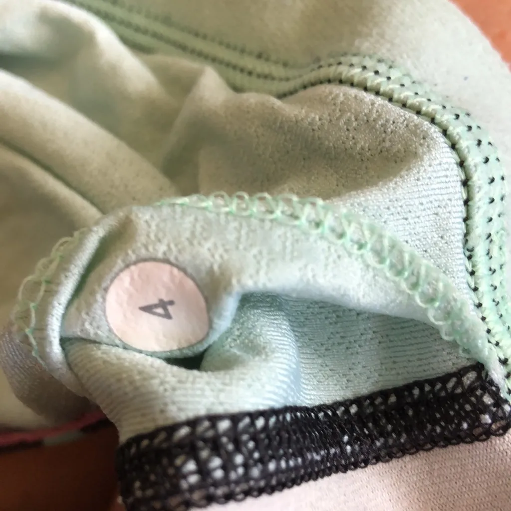 Lululemon No Limits 2-in-1 Sports Bra Racerback Tank Top Black Petal Pop Multi 4 - Image 6