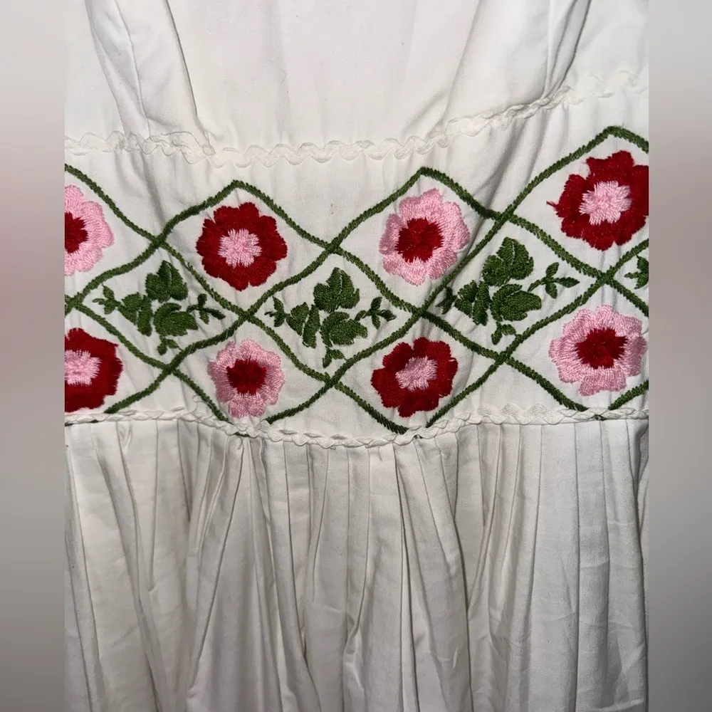 Antique  And Embroidered A-Line Pleated Dress Small - Image 3