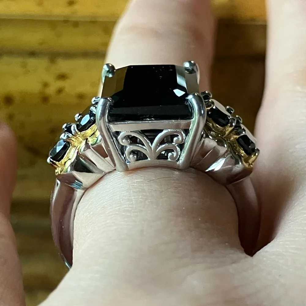 Natural Black Spinel Sterling Silver Cocktail Ring Size 7 - Image 2