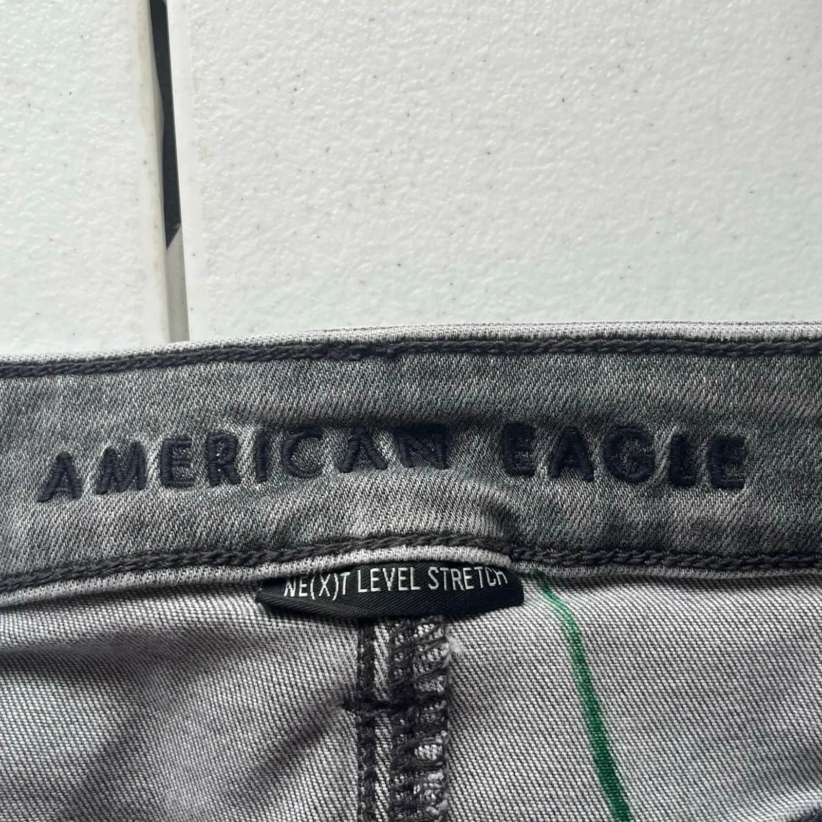 American Eagle Gray Next Level Stretch Super High Rise Jean Jegging Size 4 Short - Image 3