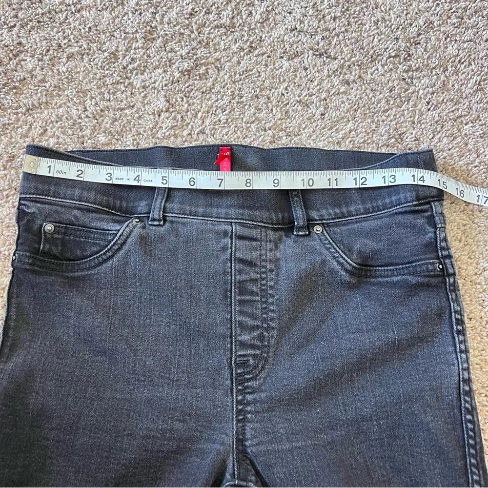 SPANXshape™ EveryWear Ankle Skinny Jeans - Image 11