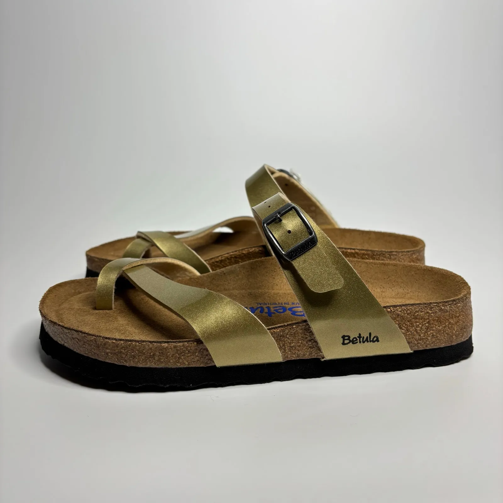Betula by Birkenstock Licensed Mia Soft Sandal in Metal Gold Birko-Flor (Narrow) - Image 2