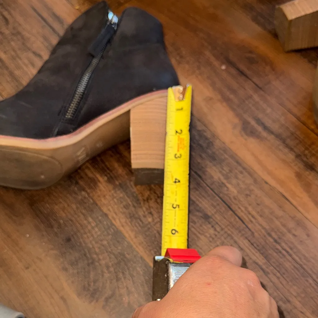 MIA Black Ankle Booties with Brown Heel - Image 14