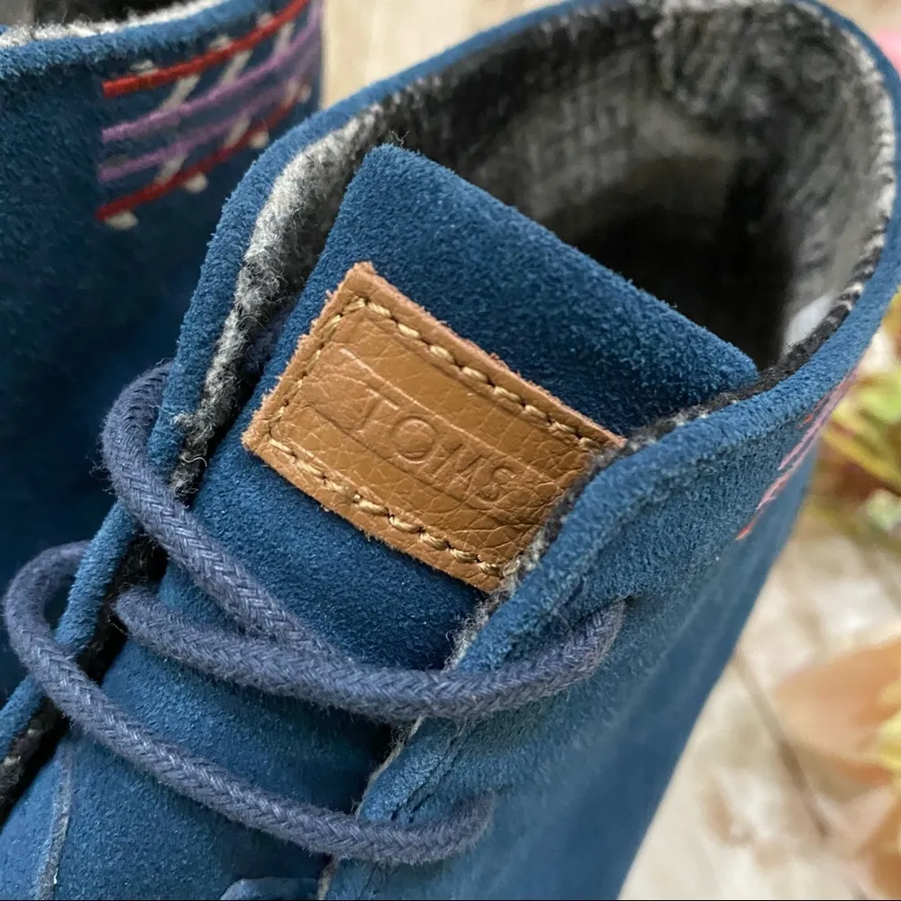 TOMS Blue Suede Desert Wedge Booties Size 7 - Image 11