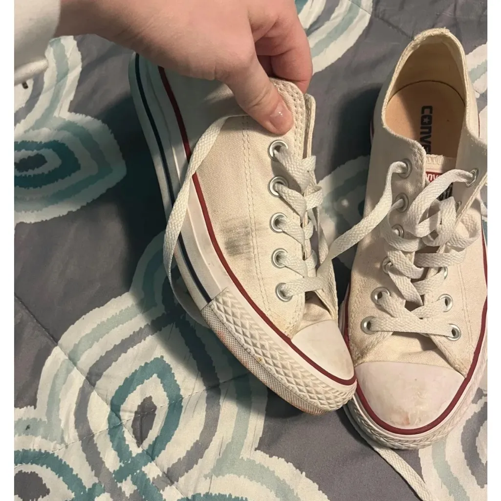 Converse Women's White Canvas Sneakers - Image 3