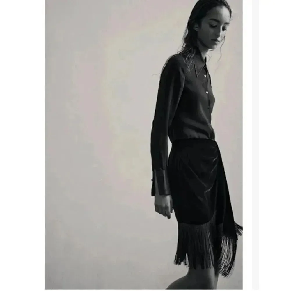 NWT Zara Women Black Fringed Velvet High Waist Ruched Front Detail Mini S #1140 - Image 2