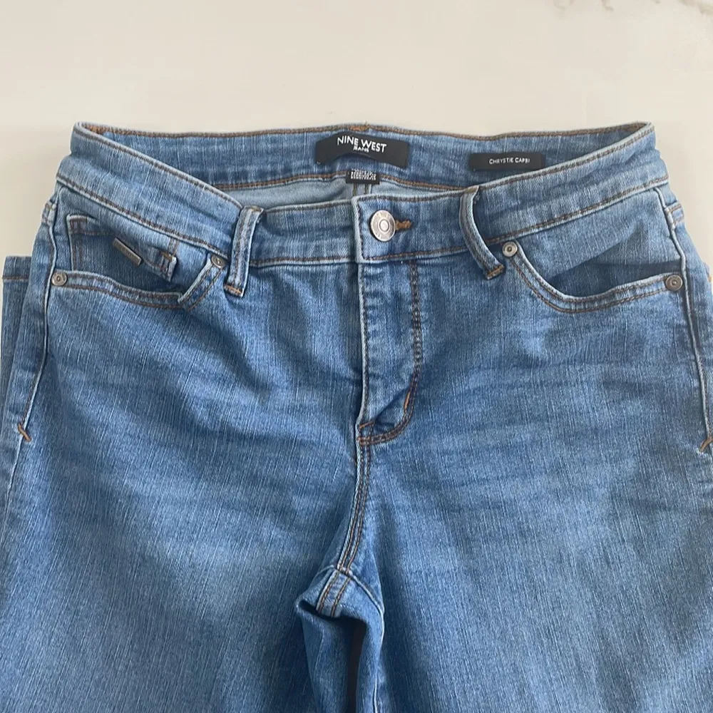 Women's Chrystie Denim Capri Size 4 - Image 6