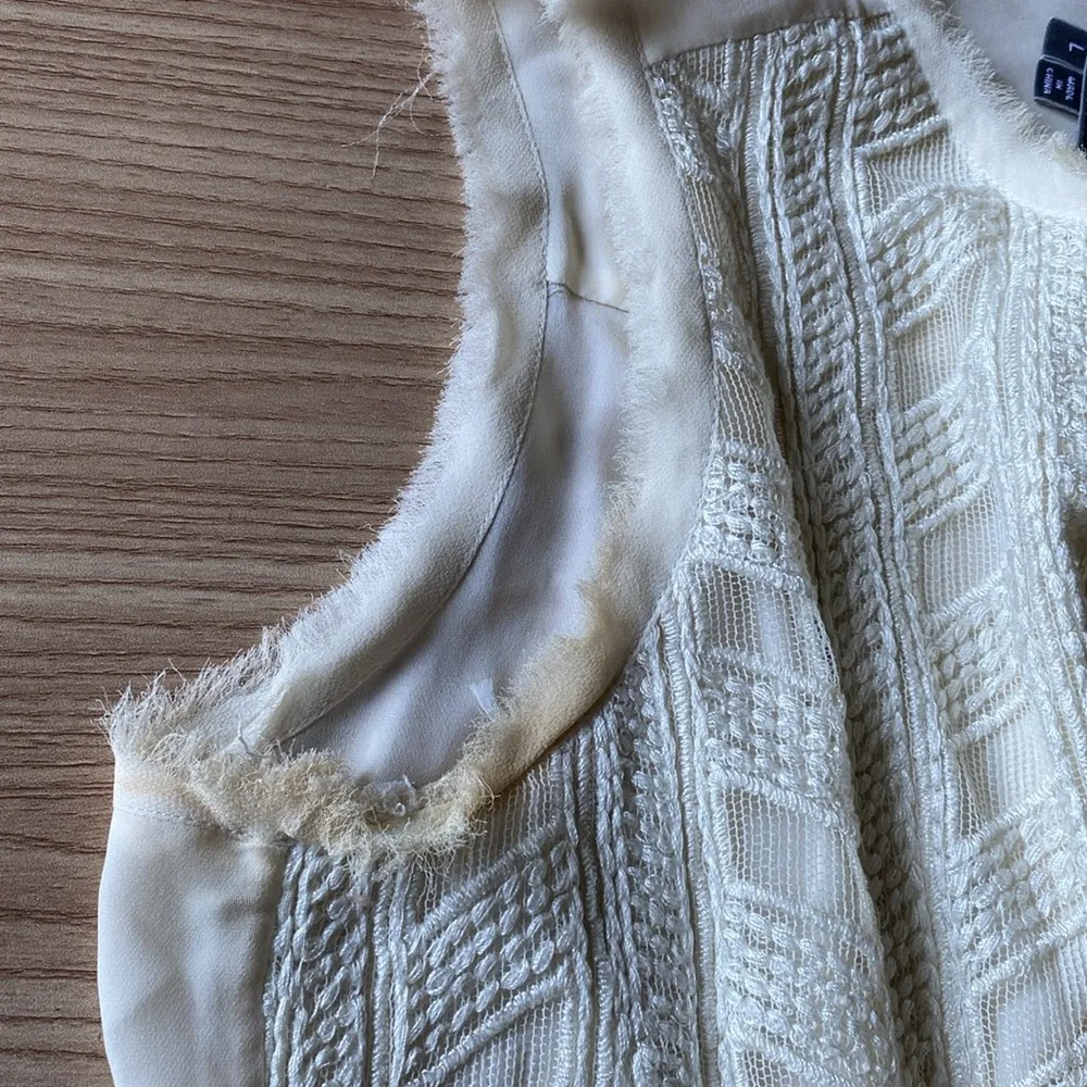 Vince Ivory Sleeveless Front Lace Panel Blouse Top L - Image 6