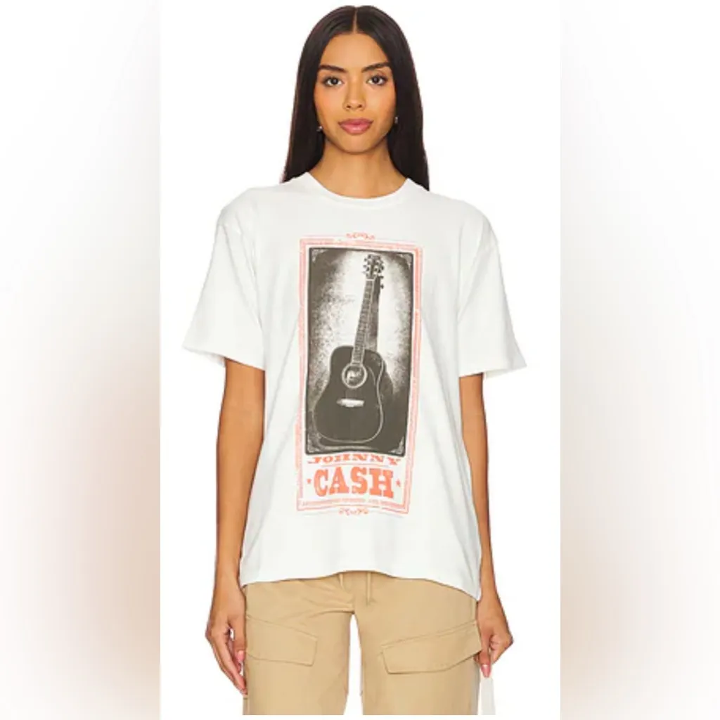 Daydreamer - Johnny Cash Guitar Weekend Graphic Tee - Image 2