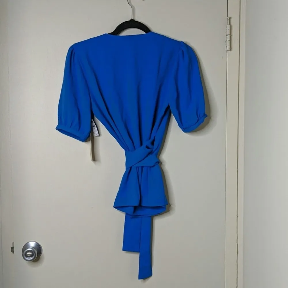 Halogen (Nordstrom) Blue Wrap Top - Size XS - NWT - Image 3