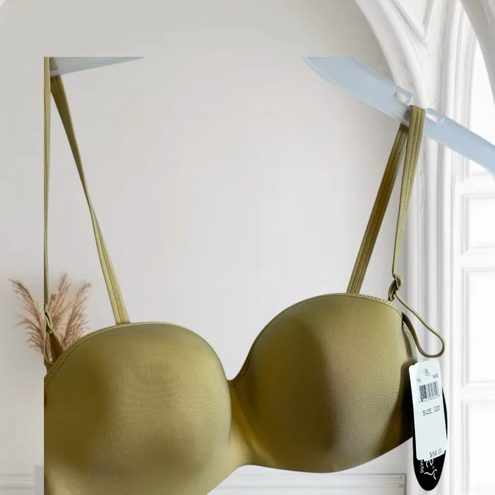 Le Mystere NEW Shameless strapless convertible bra L'image size 32 D Tan - Image 2