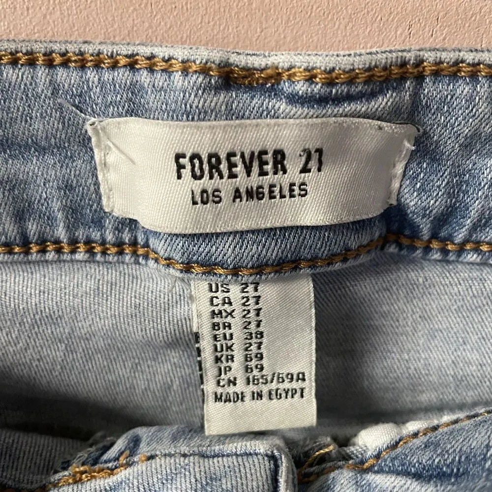 Forever 21 Light Wash Blue High Waisted Knee-Slit Skinny Jeans Size 27 EUC - Image 4