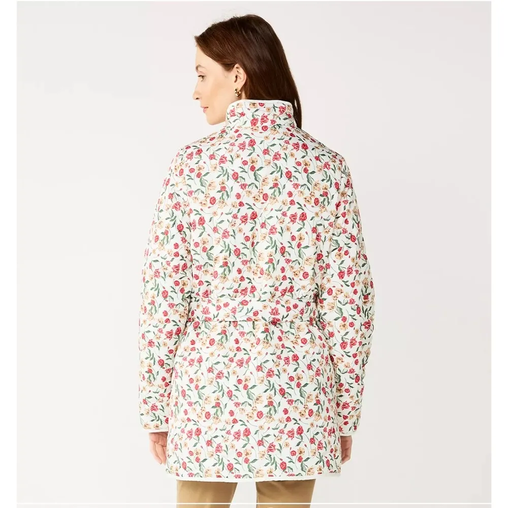 🌷🎀Women’s Draper James RSVP White Floral Quilted Jacket LNC Small - Image 2