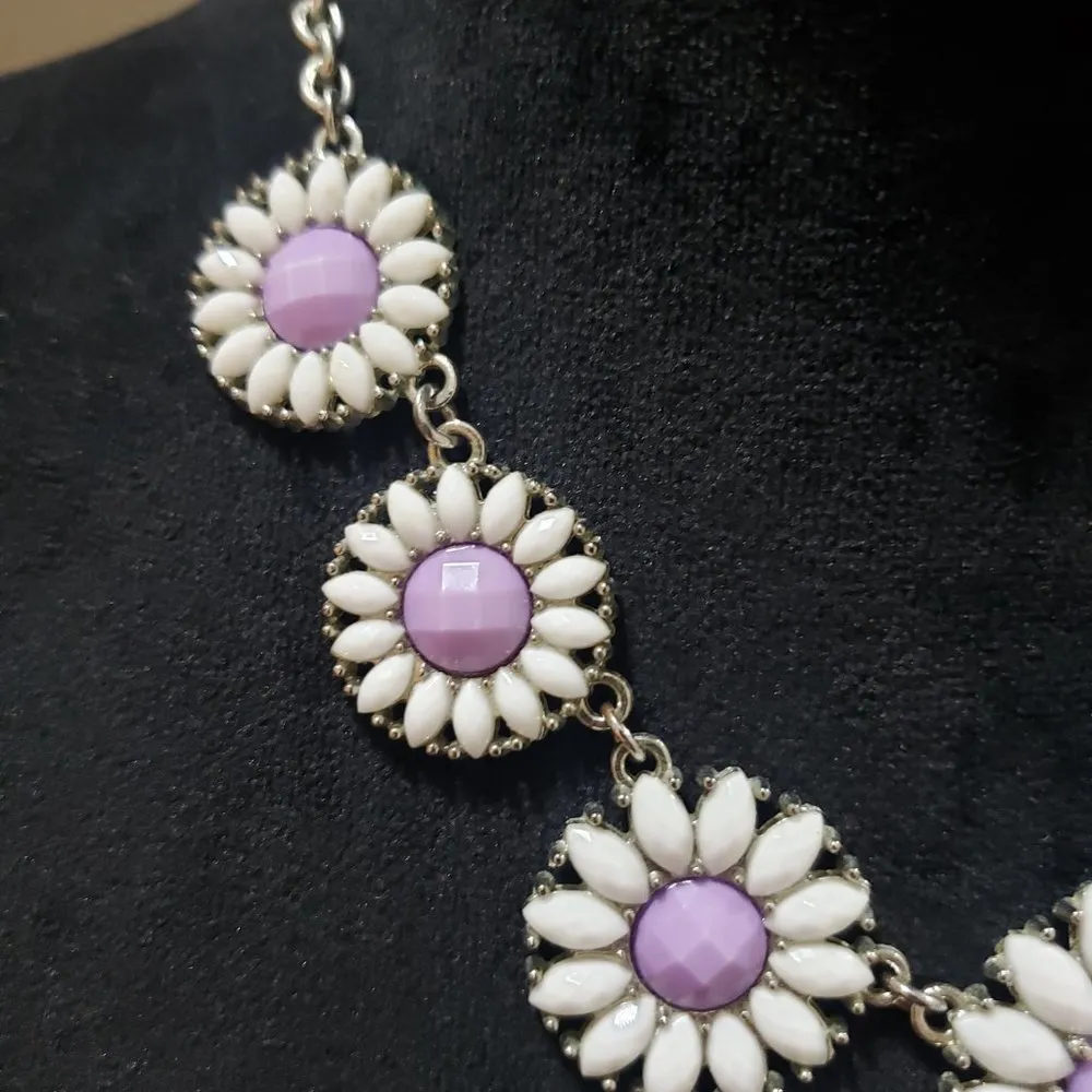 Women's Charming Charlie White & Purple Sun flower Daisy Statement Lobster Clasp - Image 5