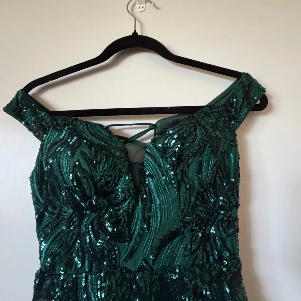 Elegant Green Off - Image 6