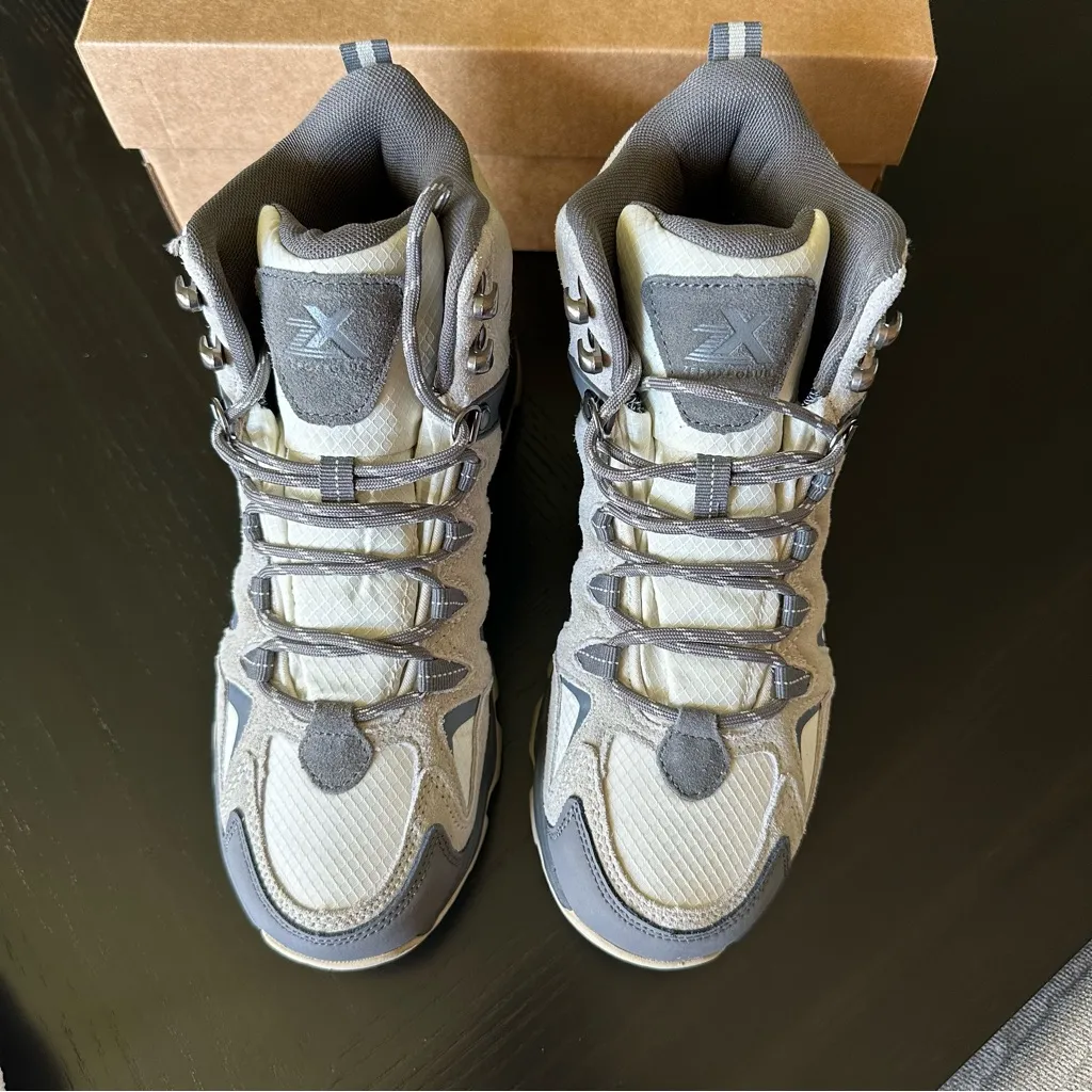 ZEROXPOSUR Women’s Hiking Boots, size 7.5, never worn, Waterproof - Image 4