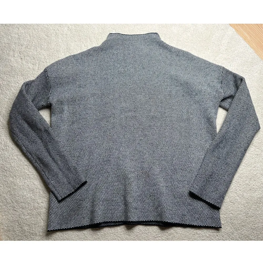 Tahari : Gray Black and White Patterned Mockneck Sweater - Image 5