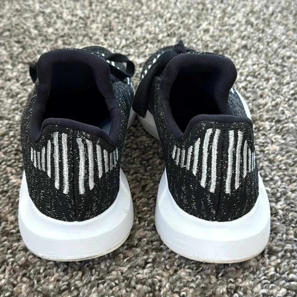 Adidas Monochrome Knit Sneakers - Image 6