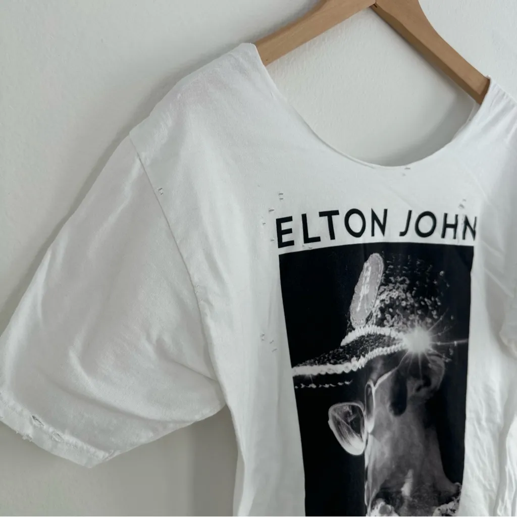 Elton John off the shoulder T - Image 4